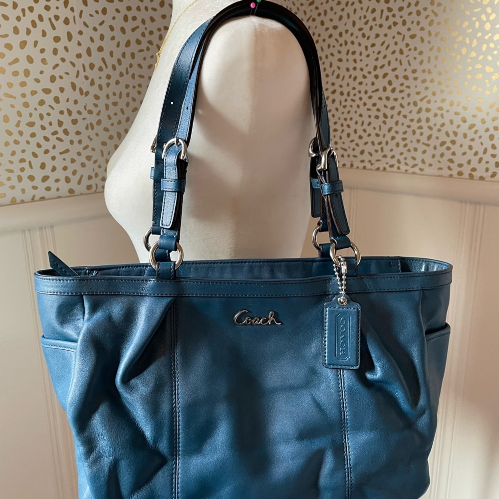 COACH Teal Leather Shoulder Bag